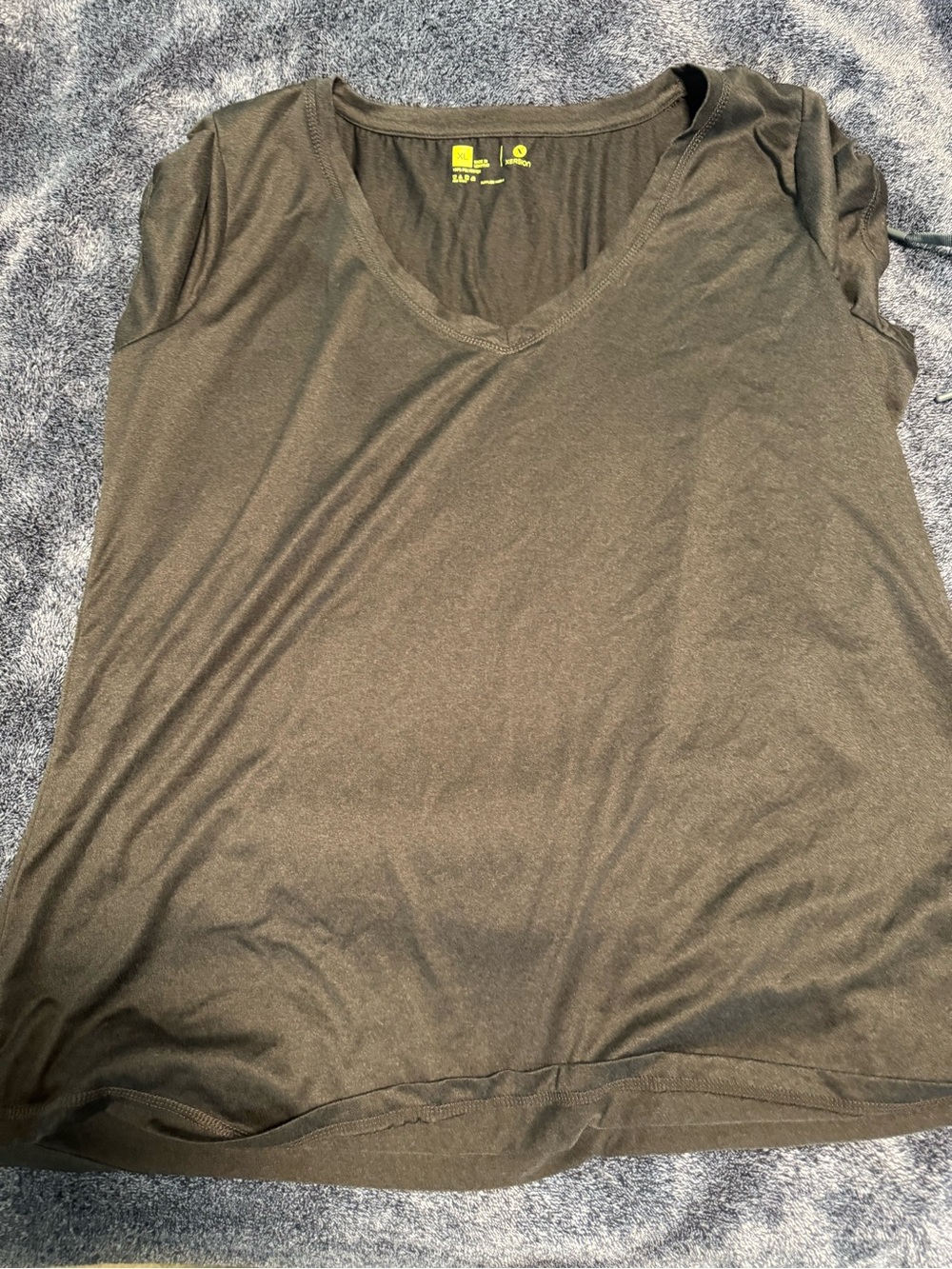 Everyday V-Neck Tee - Black